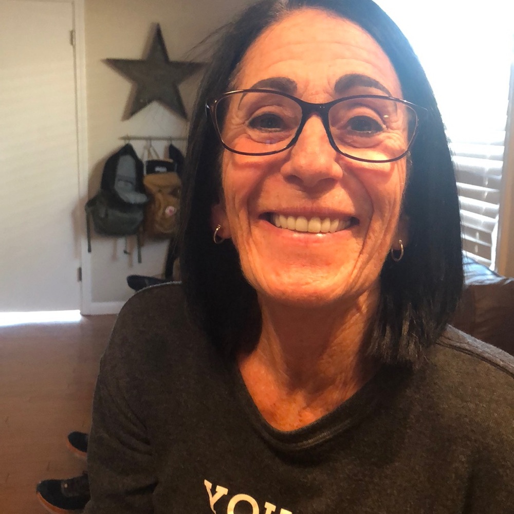 Meet your Posher, Caren